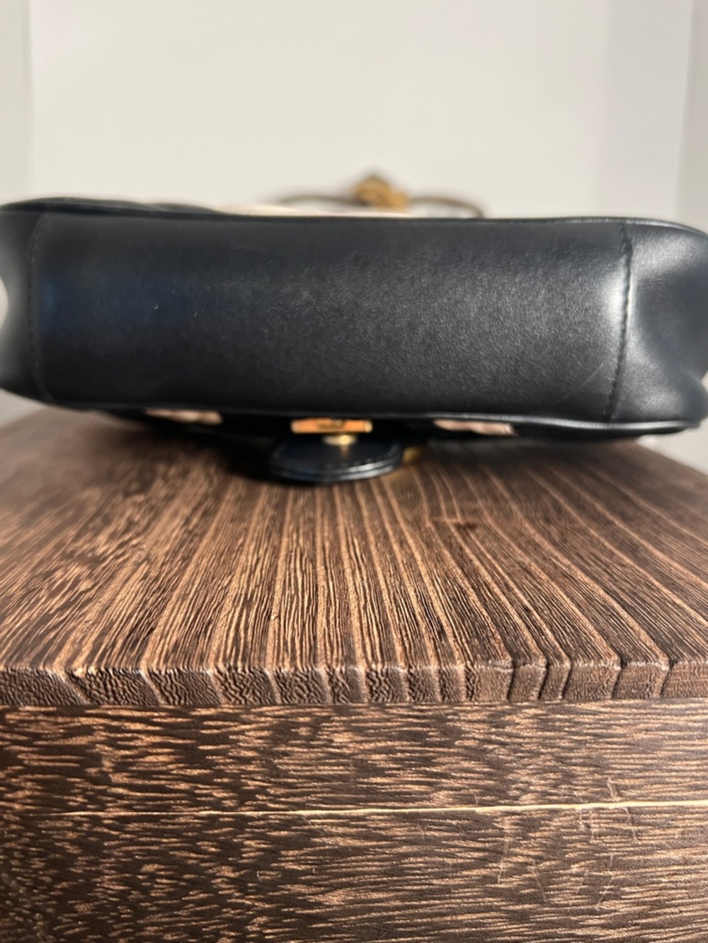 Gucci GG Marmont Matelasse Shoulder Bag - Picture 3 of 11